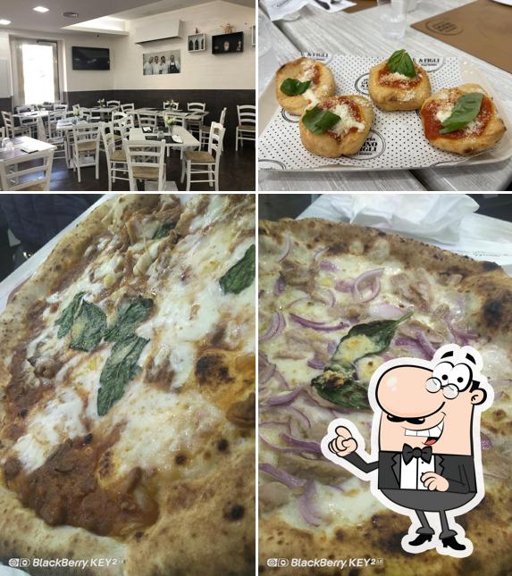 La interni e cibo del ristorante