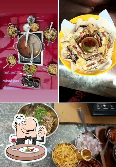 Food at hot pot misal & cafe'