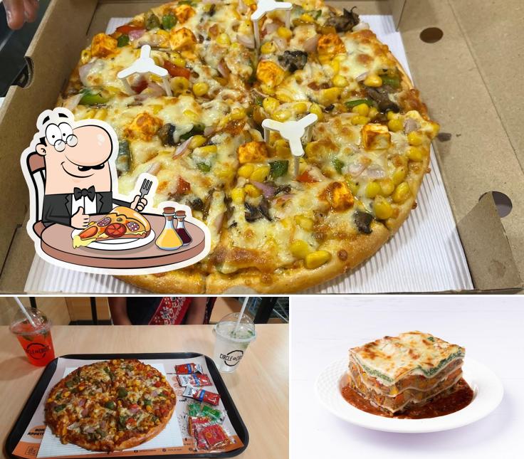 Pick pizza at Circle of Crust