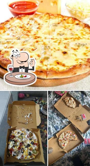 Food at Domino Pizza