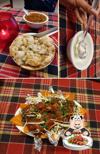 The photo of food and interior at Fanwan Kitchen