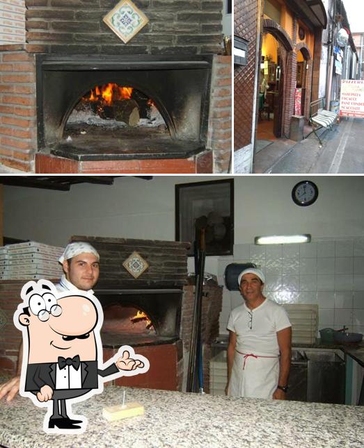 Gli interni di Pizza Mania
