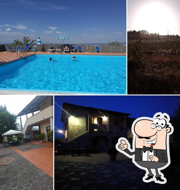Guarda gli esterni di Agriturismo con piscina "Il Colle" - CASALE con APPARTAMENTI a Lajatico Volterra - RISTORANTE di cucina TIPICA toscana