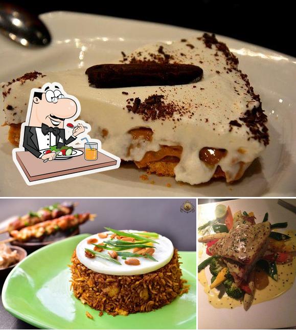Food at Drifters Wok, Dlf Supermart 1