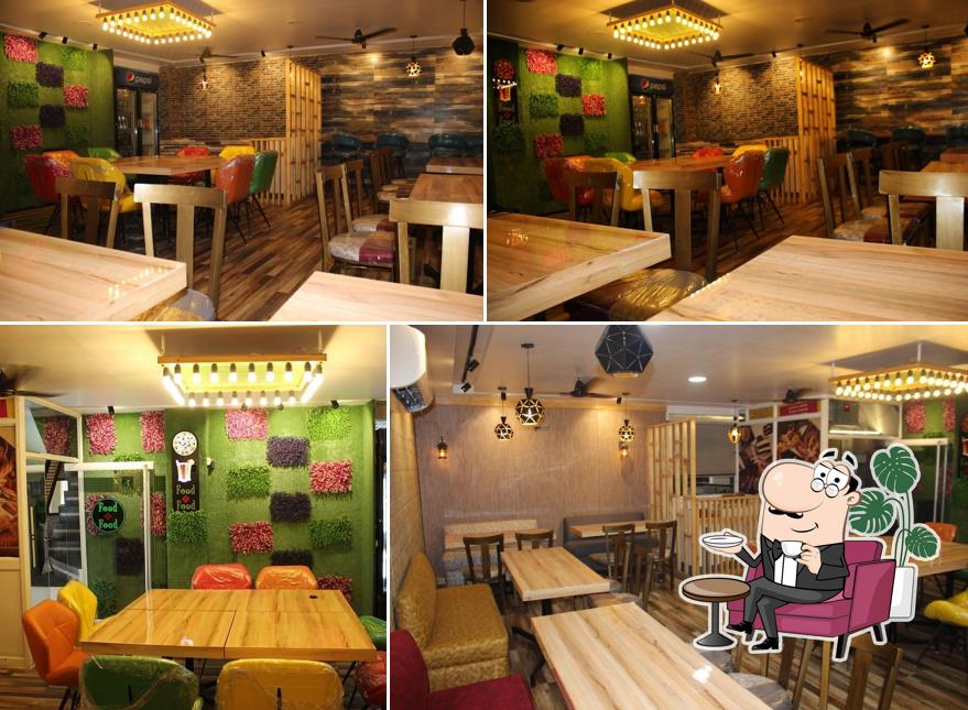 Check out how Food Hee Food By Pindiz Plaza looks inside