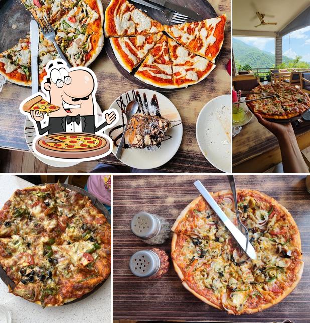 Pick pizza at Tattv cafe