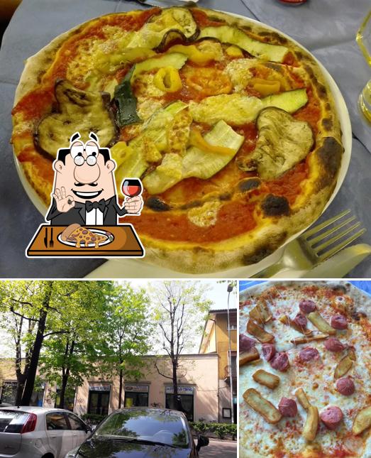 Prova una pizza a Pizzeria Piccola Capri