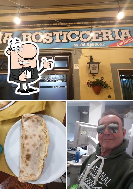 Guarda la foto di Costantino