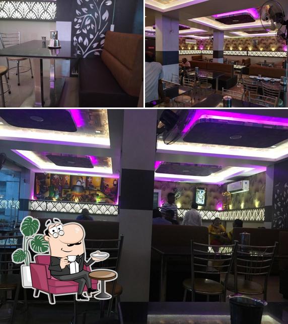Check out how Aditi Foods group of New Kamakshi bhavan looks inside