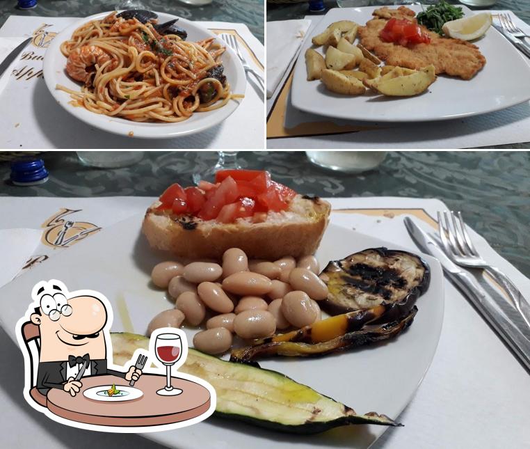 Cibo al Antica Trattoria La Rotta Dal Dir