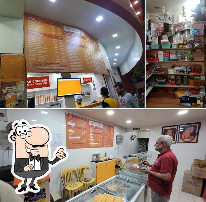 The interior of Sujata Mastani