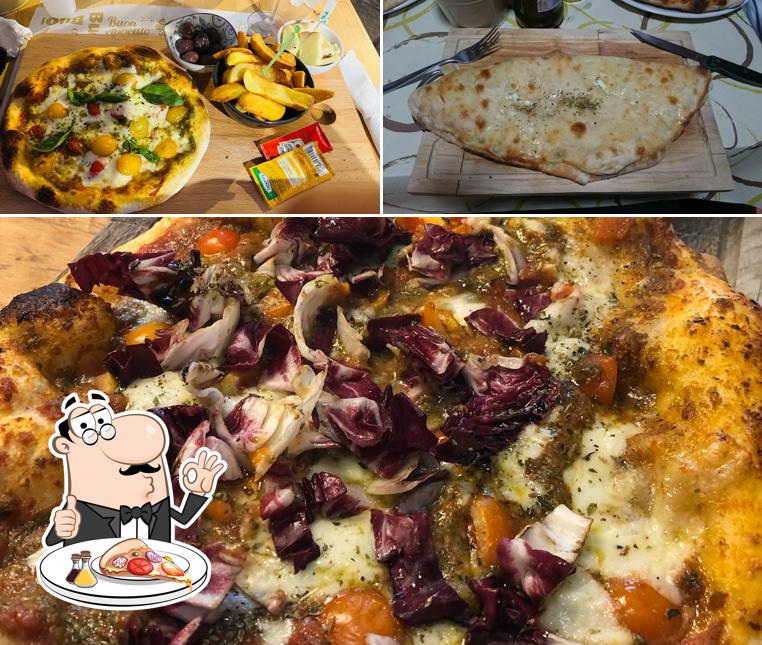 Prenditi una pizza a Pizza and Waffle