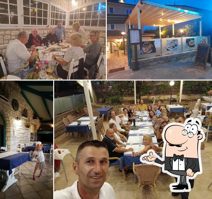 Dai un'occhiata agli interni di Konoba Taverna Vili