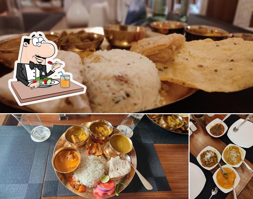 Food at Rani Bakhri Nimantran Hotel OTDC