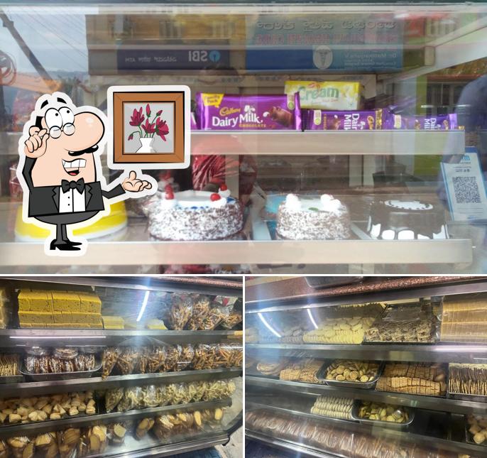 ಬೆ೦ಗಳೂರು ಐಯಂಗಾರ್ ಬೇಕರಿ. Bengaluru iyengar bakery pastry world is distinguished by interior and food
