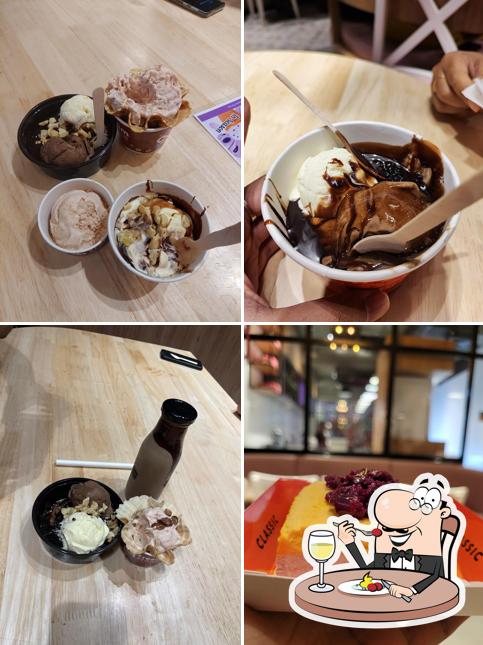 Chocolate mousse at CREAM STONE