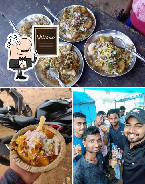 Look at this picture of Dahi Vada Stall