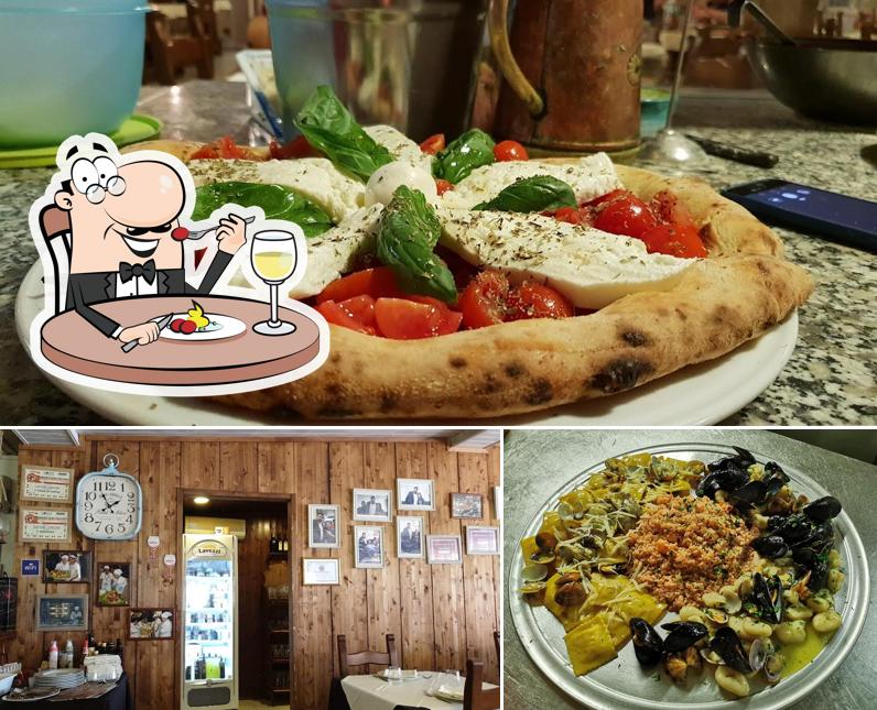 Cibo al il Pollo D'oro ristorante pizzeria