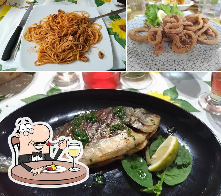 Cibo al Trattoria Inegaggie