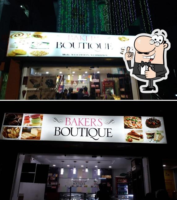 Here's a photo of Bakers Boutique