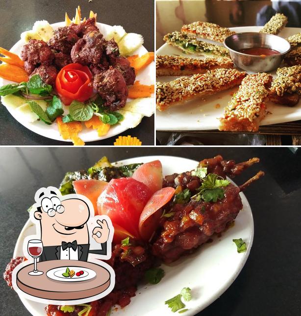 Food at Belgaum Neeyaz (AC family restaurant)