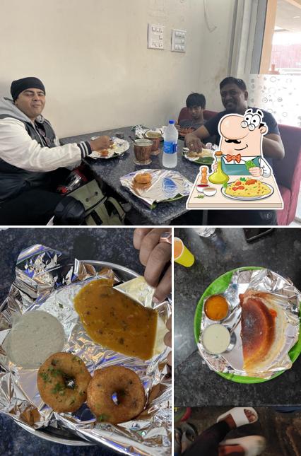 This is the image displaying food and interior at Mulbagal Dosa Point