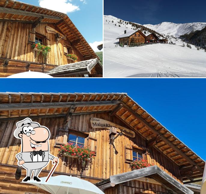 Curiosa tra l'area esterna di Klammbachalm - Malga Klammbach