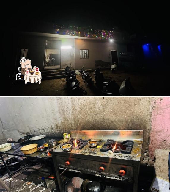 Food at Mama ka dhaba