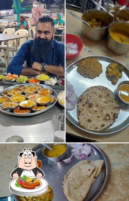 Food at Bhabhi Nu Rasodu