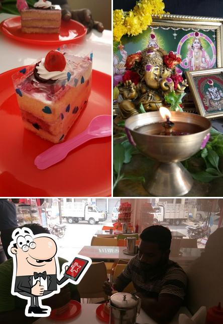 Look at the image of Kai Pakkavam Veg Restaurant