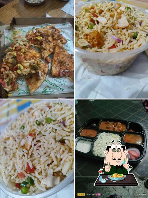 Food at Raat Raja Kitchen