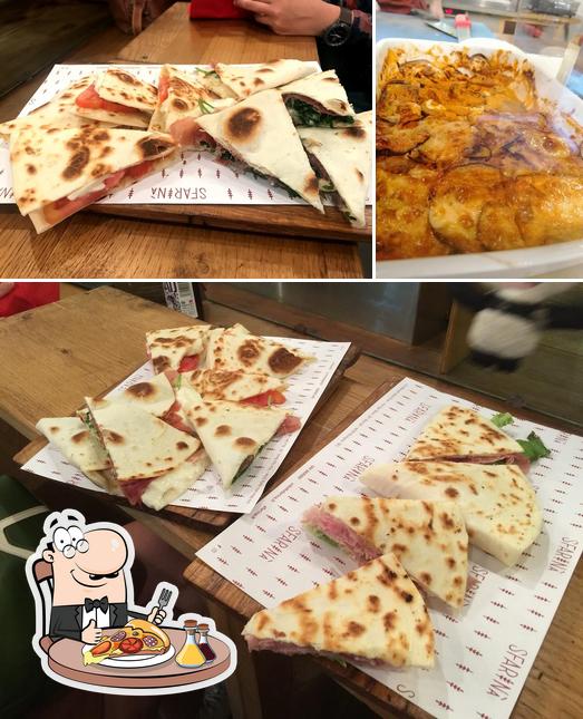 Ordina una pizza a Sfarinà