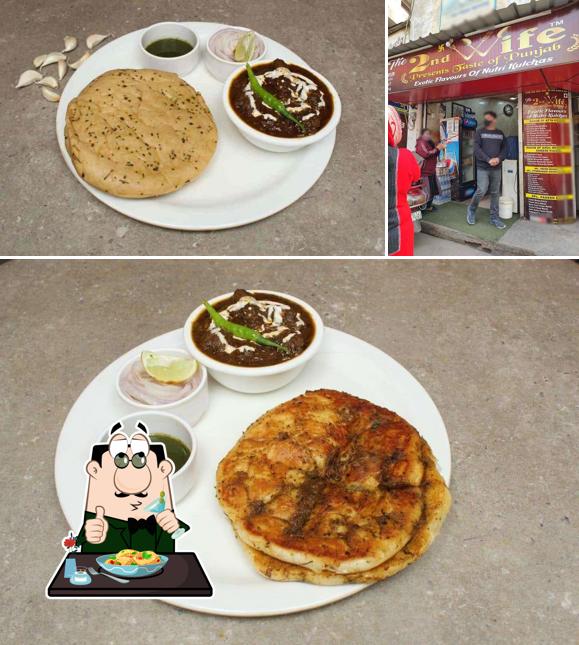 Food at The 2nd Wife