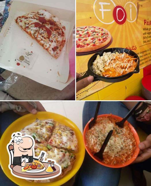 Order pizza at FOI Noodles Food Chain
