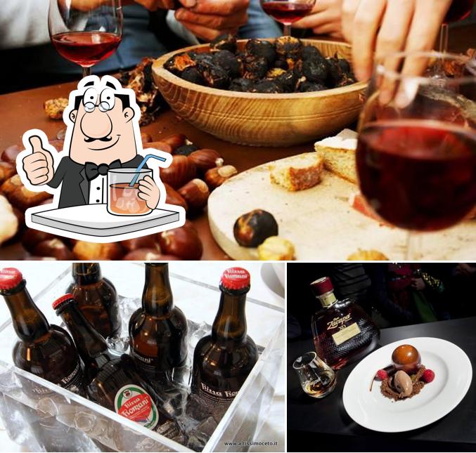 La bevanda e cibo del ristorante