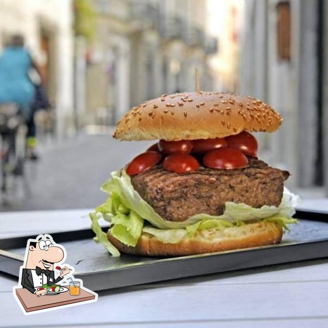 Cibo al Il Quadriburger di Ifood