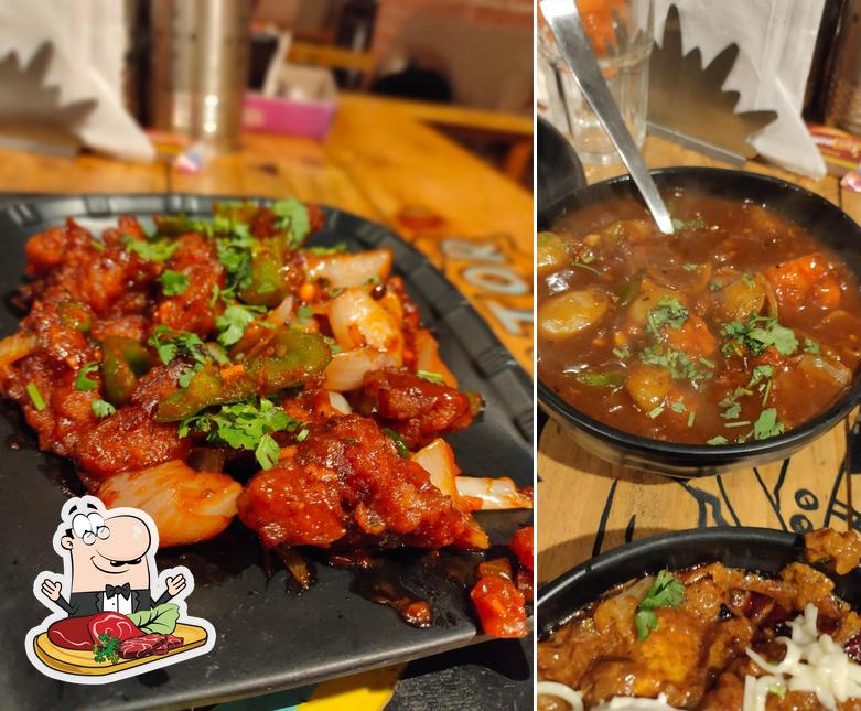 Order meat dishes at Kashi's Kitchen