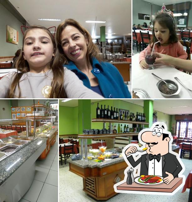 Comida em Galeteria Pasta Suta
