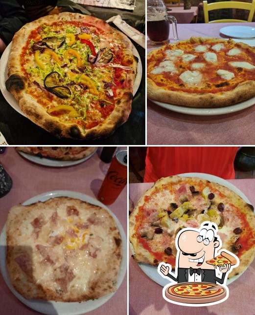 Ordina tra le svariate varianti di pizza