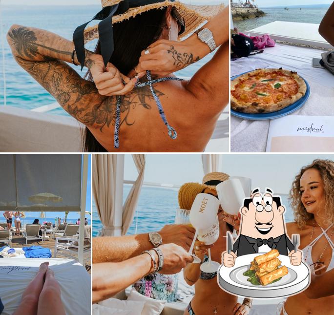 Involtini primavera al Mistral Beach Club
