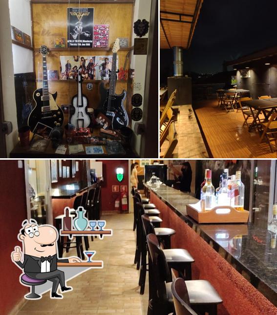 O interior do Golden Hop Beer Pub / Hamburgueria