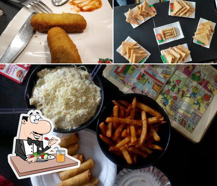 Food at Nineties Cafe