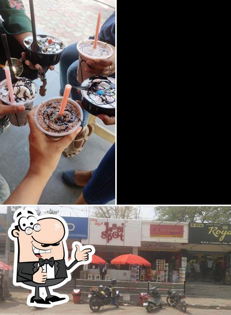 LASSI SPOT- Best Cafe