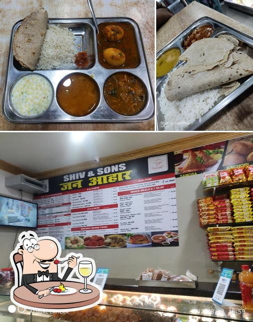 Food at Jan Aahar