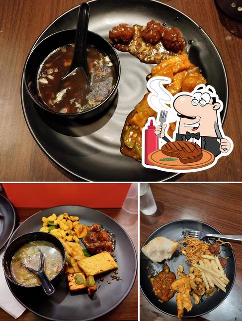 Octant Pizza(Made Fire Nation), PCMC (Pimpri-Chinchwad), Pune offers meat dishes
