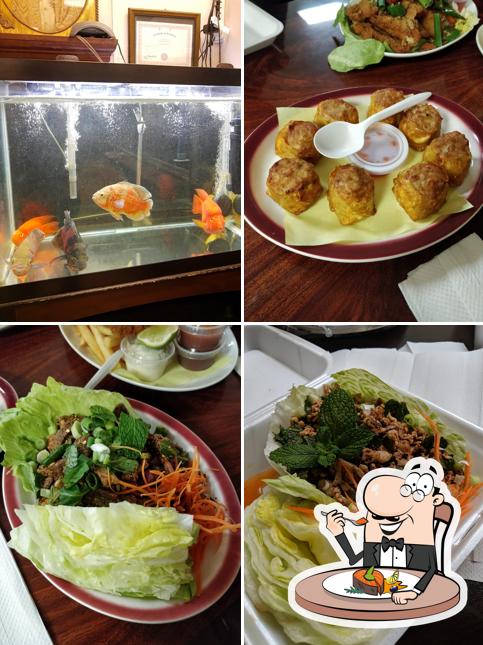 Thai Curry Pizza & Thai Cuisine