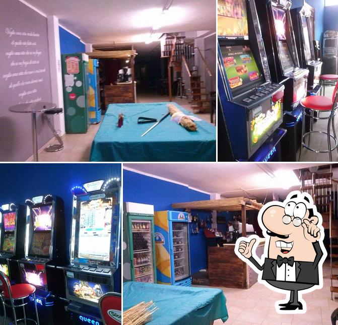 Gli interni di Enigma caffe'