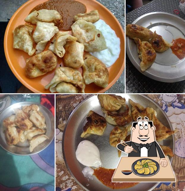 Gyoza at Sanjeet Mandal Ka Momo