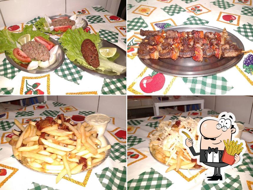 Experimente fritas no Choperia & Pizzaria Frango Frito
