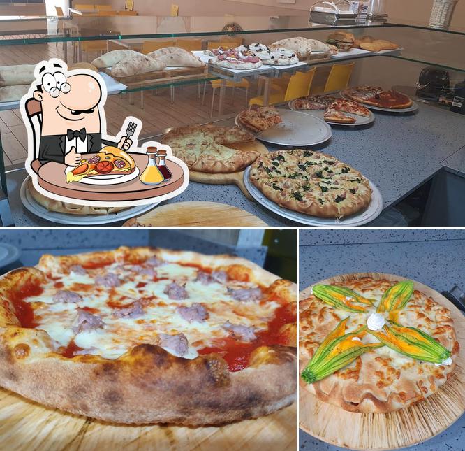 A Pizzeria La Nuova Regina, puoi assaggiare una bella pizza